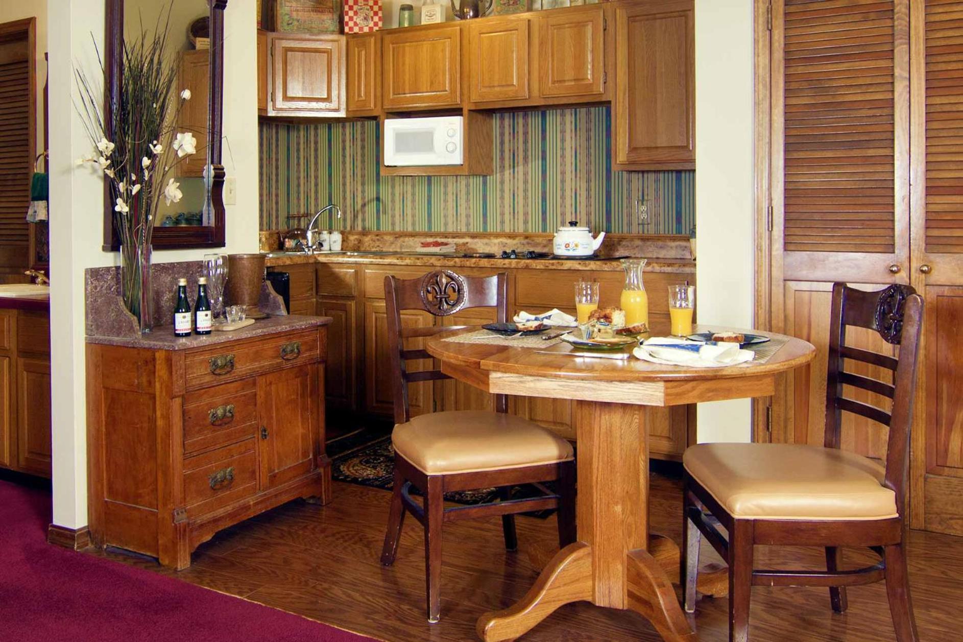 Benton Place Inn يوريكا سبرينغز الغرفة الصورة